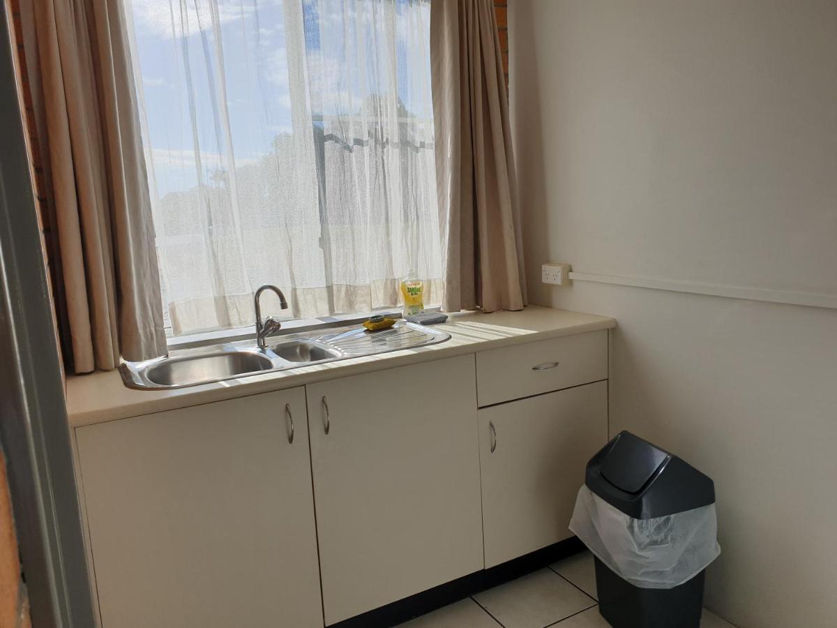 كيمبسي Park Drive Motel المظهر الخارجي الصورة