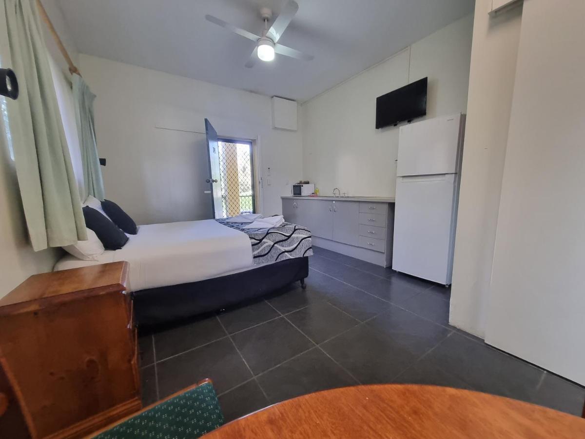 كيمبسي Park Drive Motel المظهر الخارجي الصورة