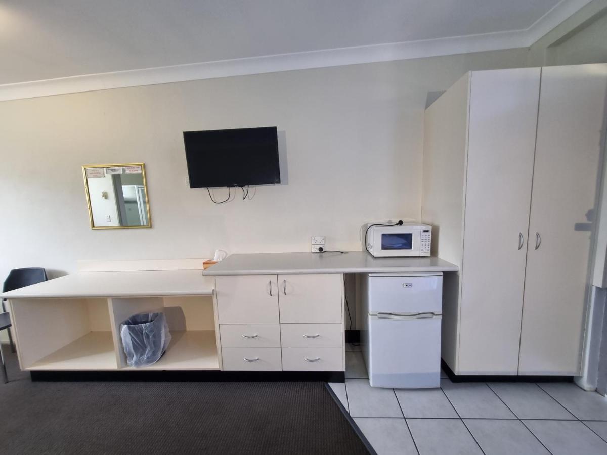 كيمبسي Park Drive Motel المظهر الخارجي الصورة
