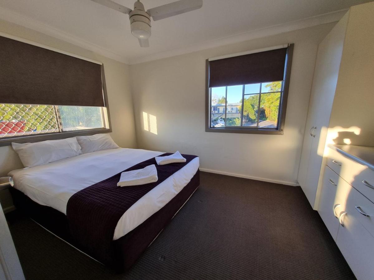 كيمبسي Park Drive Motel المظهر الخارجي الصورة